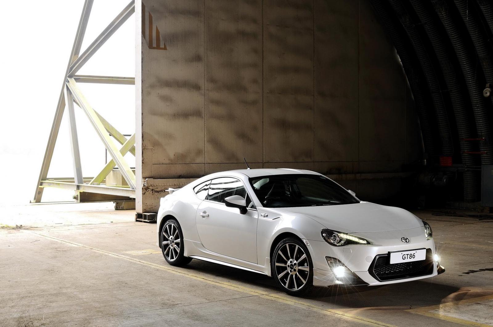 Toyota 86 Top Speed Reviews, Comparisons, And FAQs