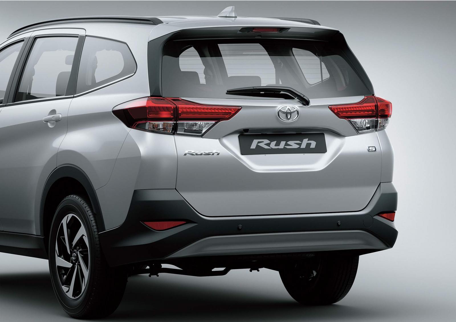 Toyota Rush exterior