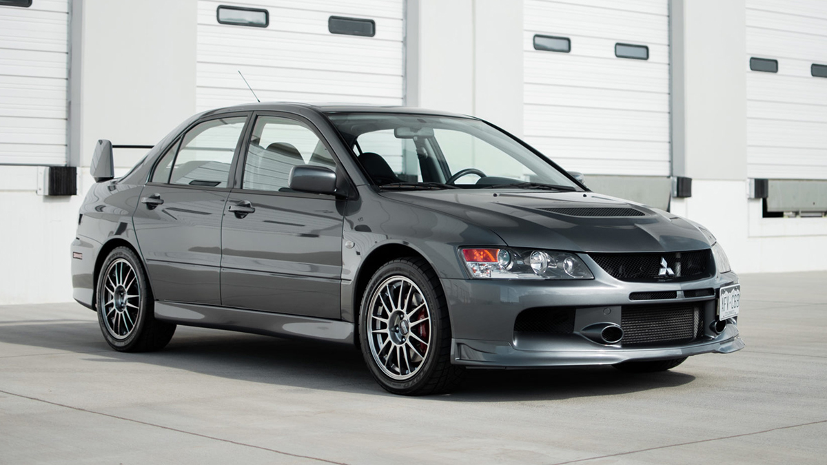 Mitsubishi Lancer Gray