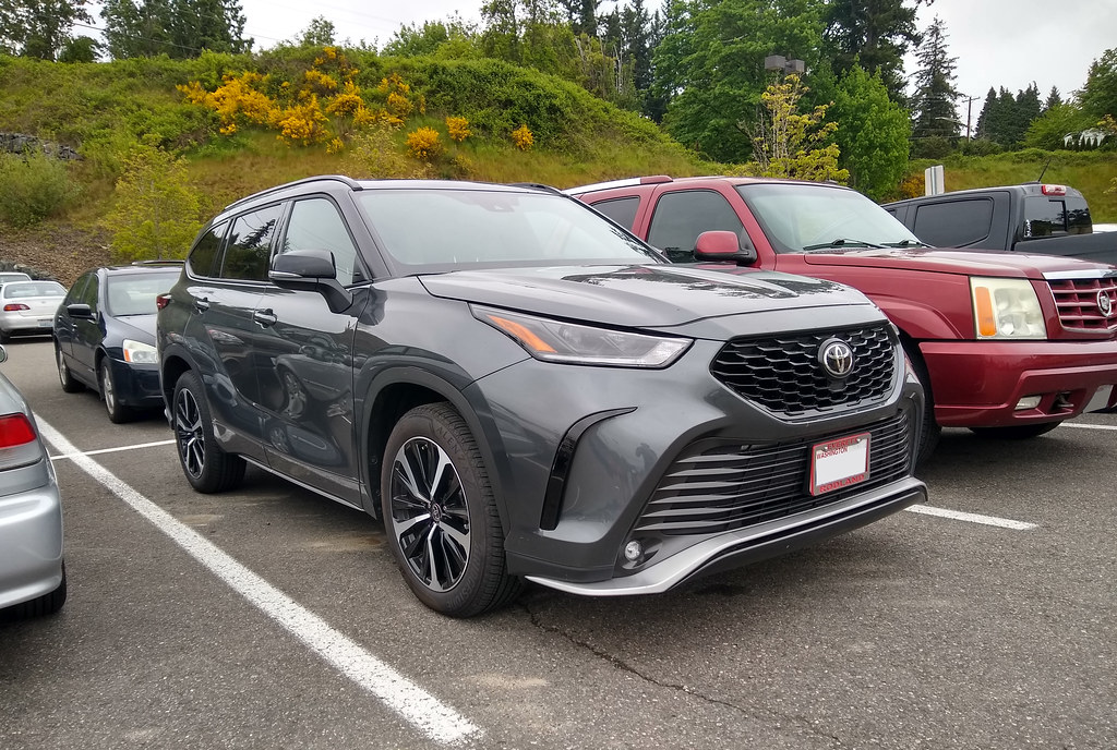 customized Toyota Highlander