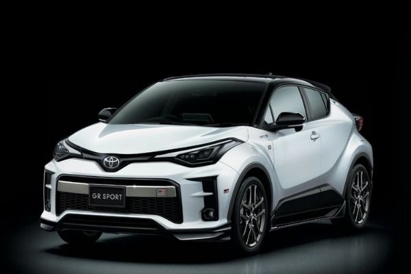 Toyota CH-R Review: The Designbreaker Of Toyota in 2023