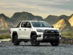 Toyota Hilux Fuel Consumption - Excellence With Other Competitors